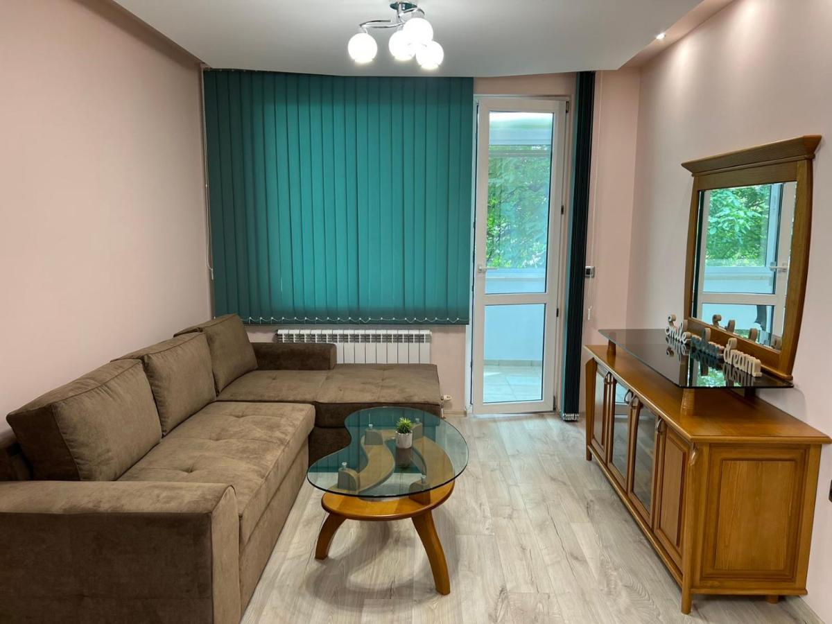Апартамент За Гости Трапезица Мак Veliko Tarnovo Extérieur photo